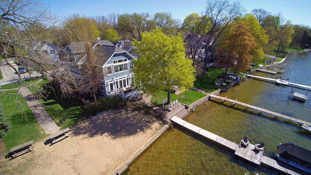 Fox Lake Motel & Fox Lake Bed & Breakfast | Hotels in Fox Lake, IL