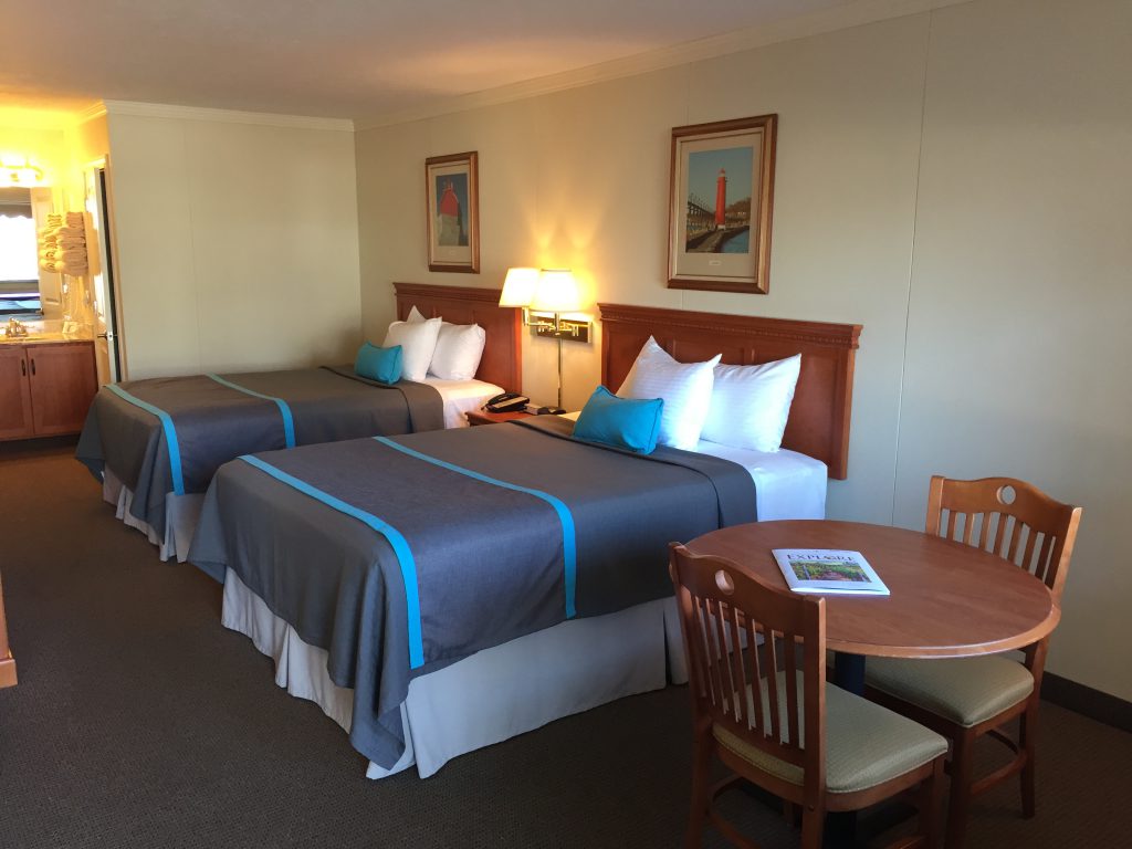 Fox Lake Hotels Fox Lake Motel & Fox Lake Bed & Breakfast